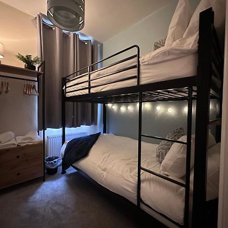 Prince St Cottage - Haworth - Sleeps 4 المظهر الخارجي الصورة