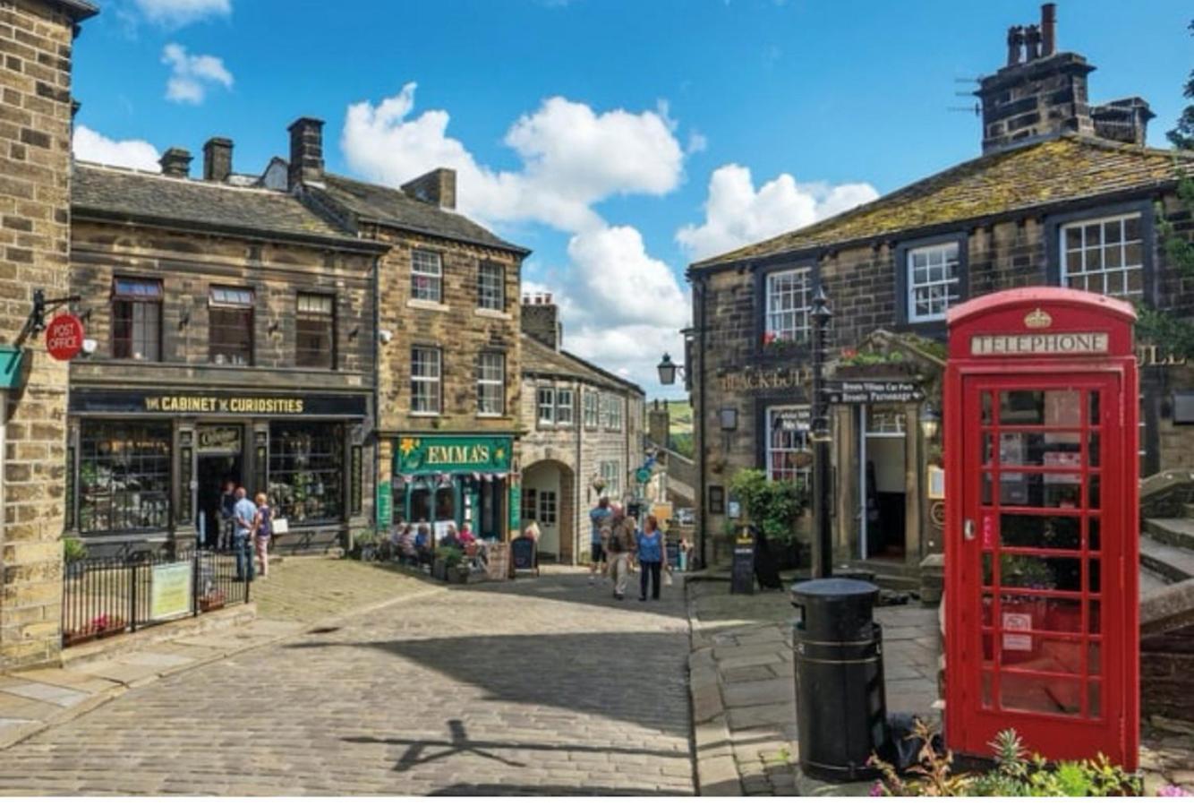 Prince St Cottage - Haworth - Sleeps 4 المظهر الخارجي الصورة